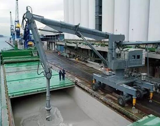 卸船機(jī)實(shí)拍 卸船機(jī)實(shí)拍