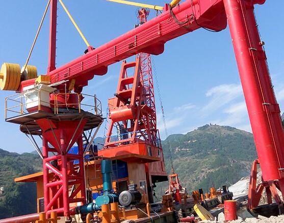 螺旋卸船機(jī)實(shí)拍 螺旋卸船機(jī)實(shí)拍