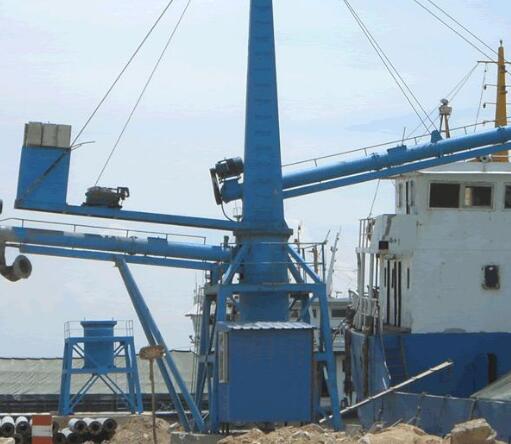 螺旋卸船機(jī)實(shí)拍
